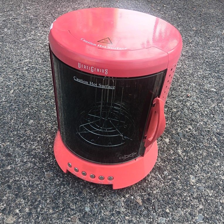 Ultra Genius Chicken Cooker Excellent Condition. For Pick Up Fremont Seattle. No Low Ball Offers Please. No Trades