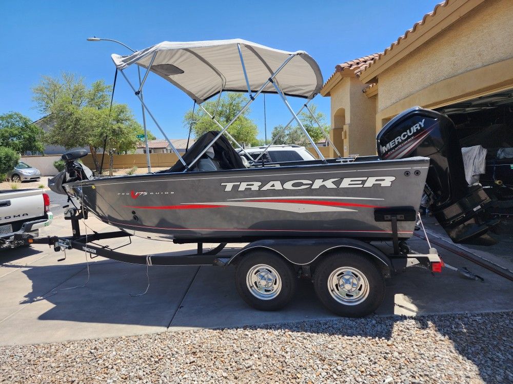 2017 Tracker Pro guide SC 175.DEEP V