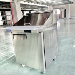 27” Sandwich Salad Prep Station Refrigerator 