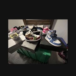 Little Kids.. First 6 Pages Size 6c) ( 7,8,9th Pages Size 5c) Last 3 Pages Size 7c) Prices $40, $45, $50, $55, SOME $60 ) Read Description👇🏽👇🏽