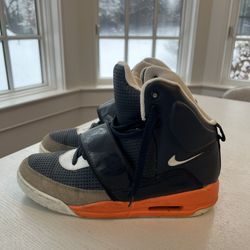 Air Yeezy 1s - Size 11