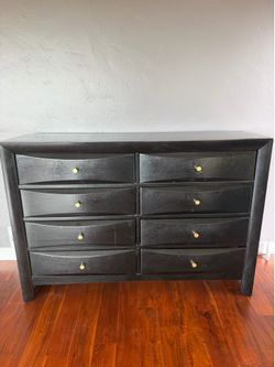 8 Drawer Black Dresser