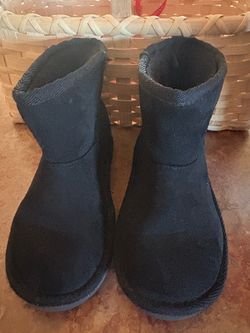 Little Girl Black Winter Boots Size 10C