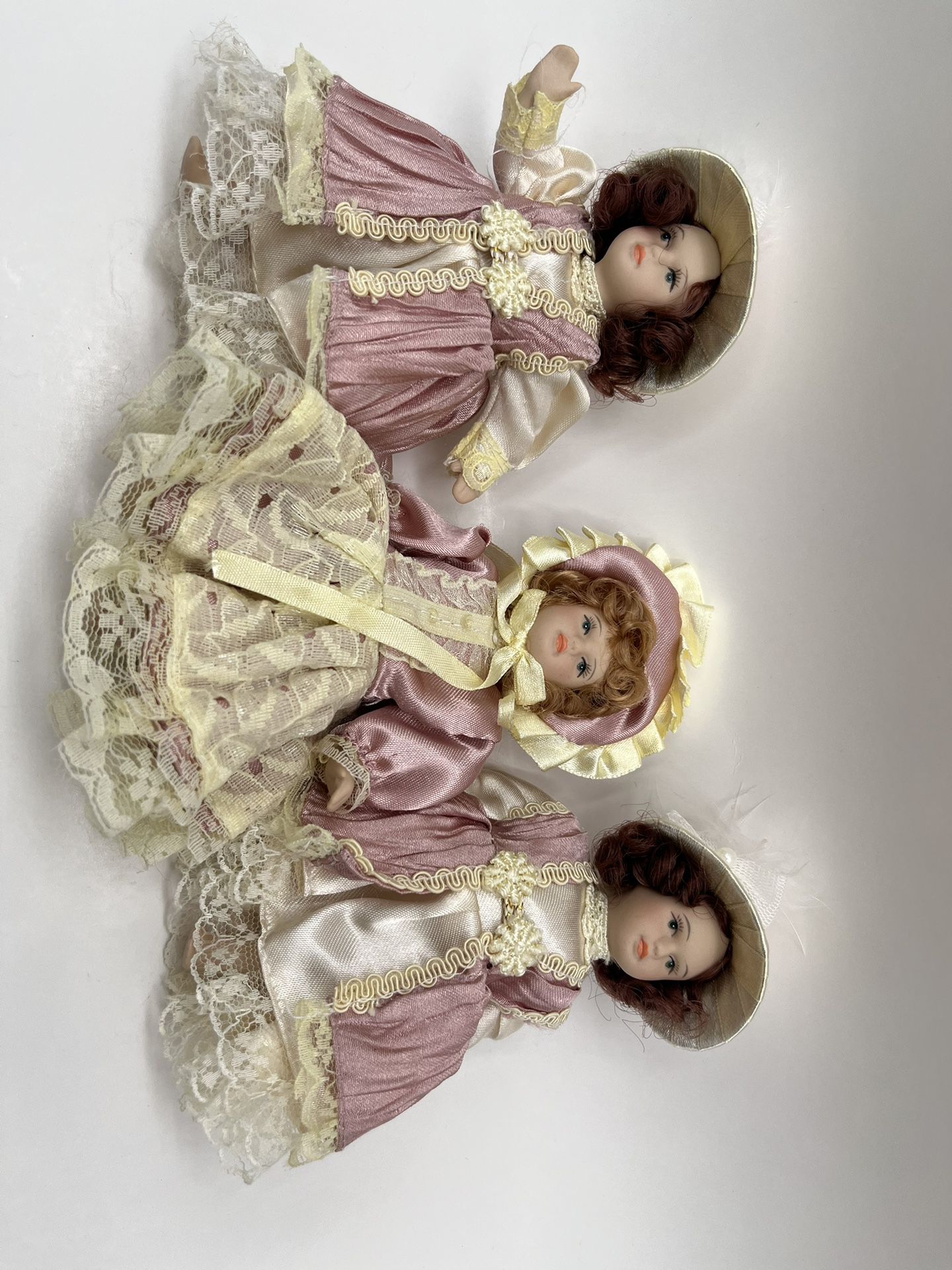 Porcelain Doll. Set Of 3. Height : 5” each