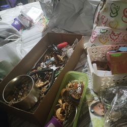 Bad@s$ Jewelry Jars Or By The Lb 100s Of Lbs To Get Random Scoops From
