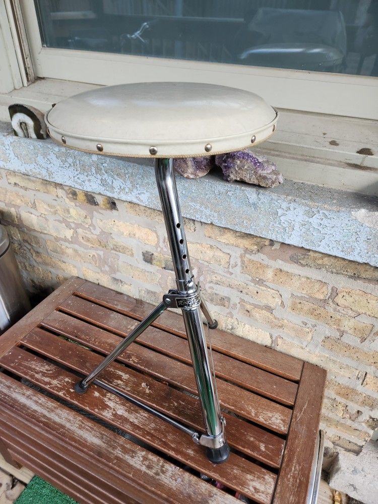 Slingerland Rocket Drum Throne
