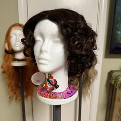 Wig/ Big Curls 