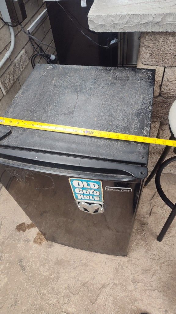 Small Refrigerator