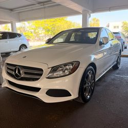 2016 Mercedes-Benz C-Class