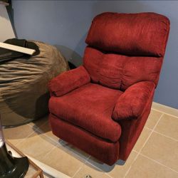 Medium-sized Chair