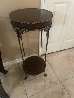 End table