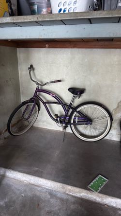 Purple beach cruiser