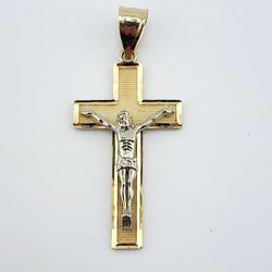 14k gold crucifix pendant