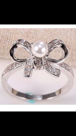 Pearl silver ring similar to pandora
