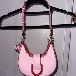 ITZY X Charles & Keith Gabine Hobo Bag (pink)