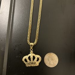 10k Gold Franco Chain 17g With 10k Gold Nugget Crown Pendant 3.5grams  20g Total 