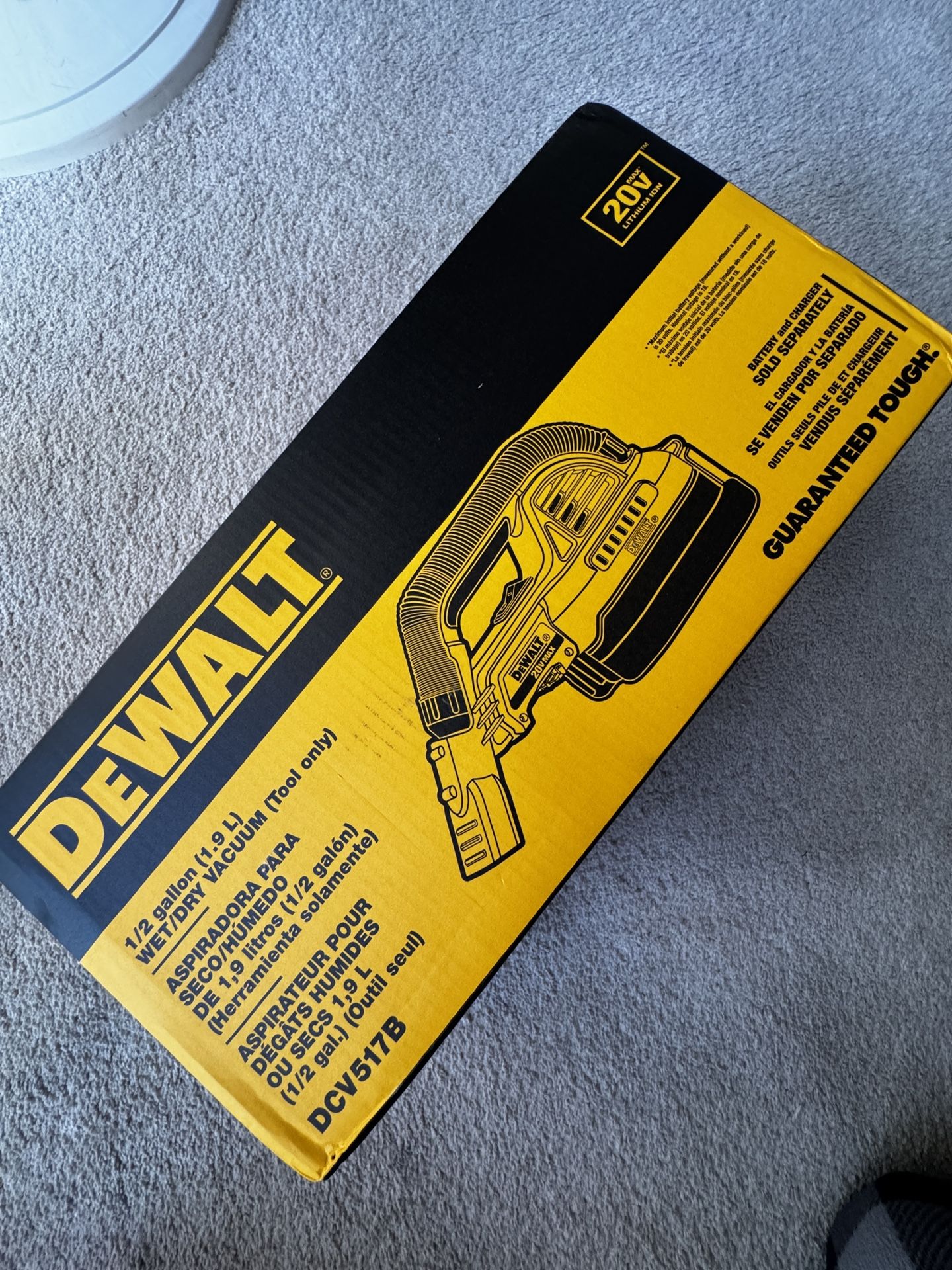 Brand New DeWalt 1/2 Gallon Wet/Dry Vacuum DCV517b (Tool Only)