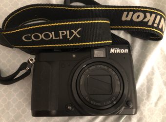 Nikon Coolpix P7000 Digital Camera