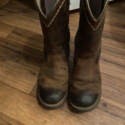 Ladies Ariat Boots Size 7