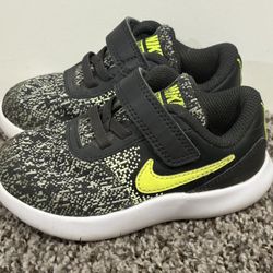 Nike Velcro Toddler Sneakers Size 7c