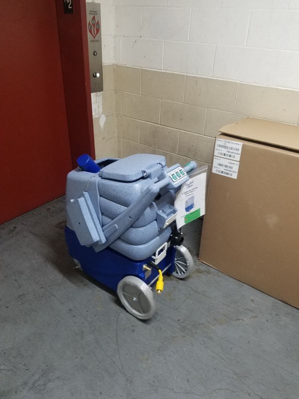 Carpet cleaner for Sale in Los Angeles, CA OfferUp