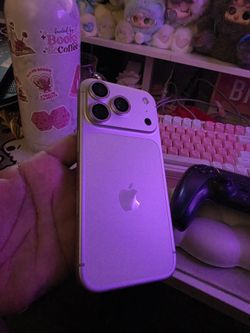 Silver iPhone 17 Pro 512GB AT&T