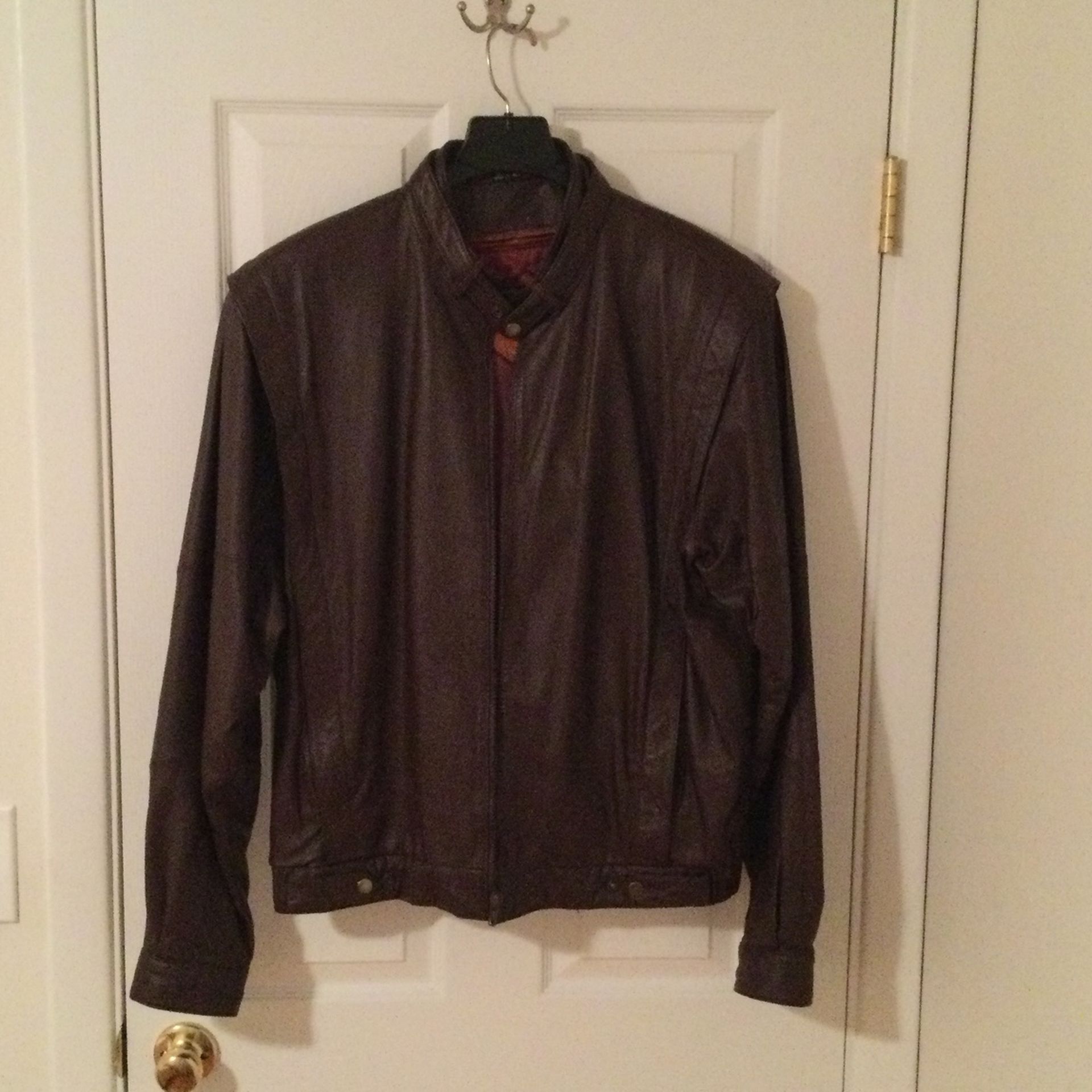 Men’s, Brown Leather Jacket Size 46 L. Must Pick Up In Warwick, RI. $55.00 Cash.
