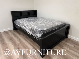Full Bed and Black Bamboo Mattress