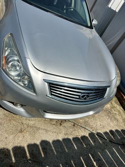 2013 INFINITY G37X