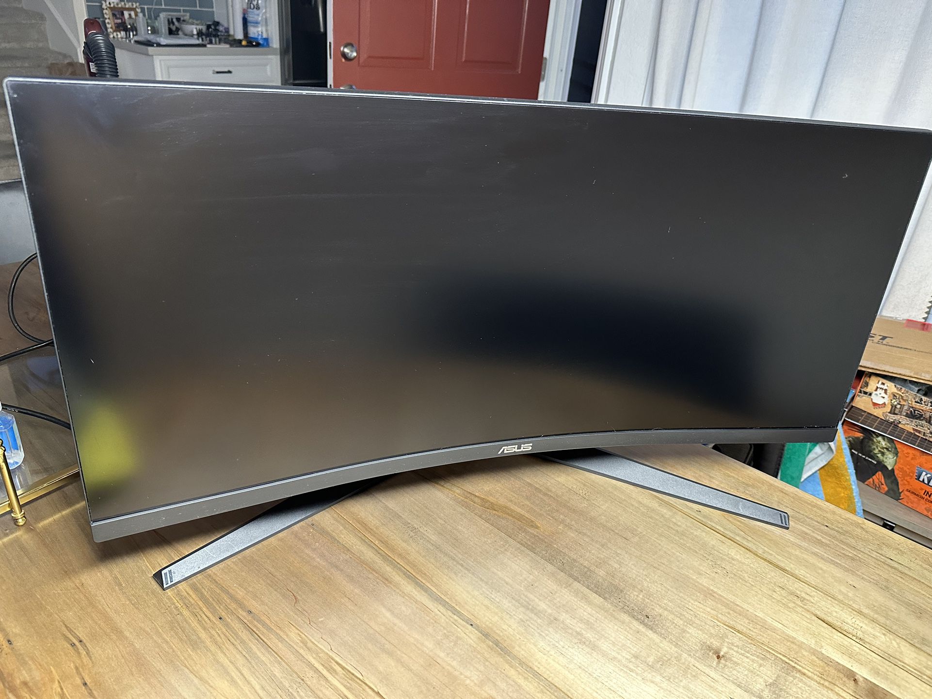 ASUS 34” Curved monitor (3440x1440) 165hz