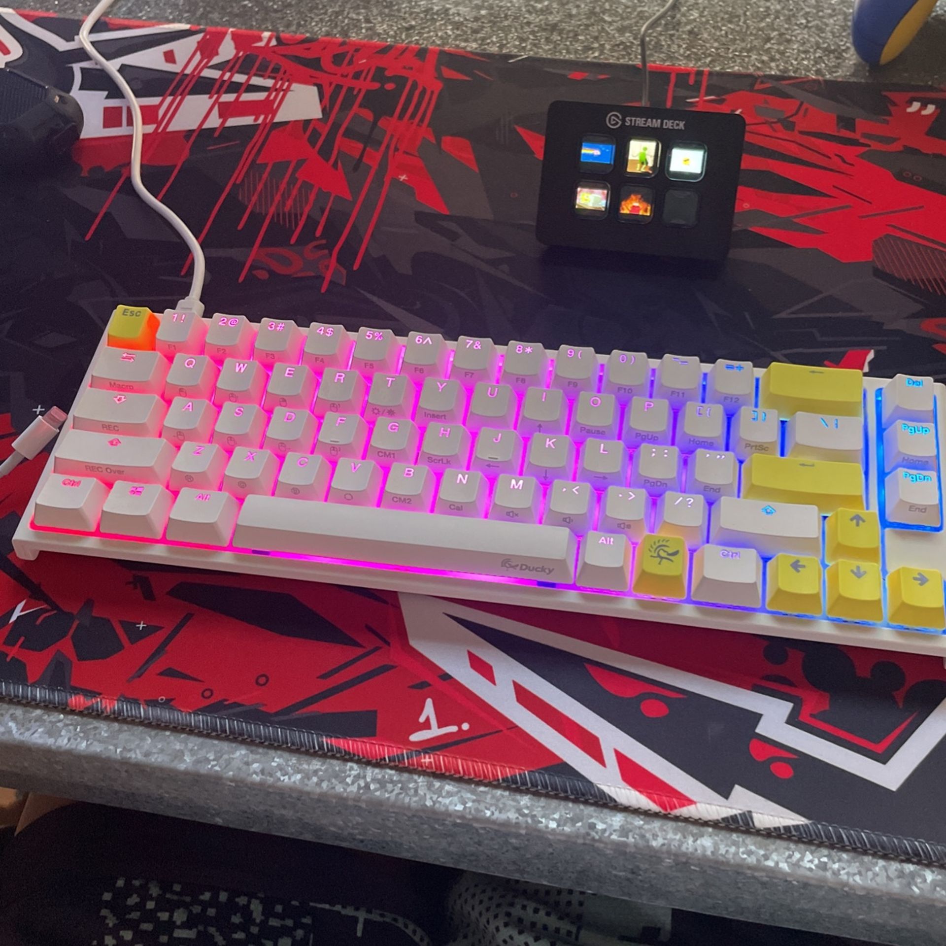 Ducky 1 2 Mini Sf