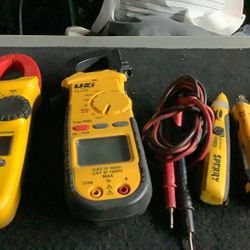 2digitalnclam Metersand 3 Voltage Tester