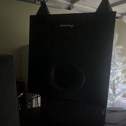 Home Stereo And Speakers