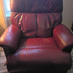 2  Burgandy  Leather Lazyboy Rocking  Recliners