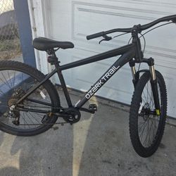 ozark trail mountain bike size 27.5 $165