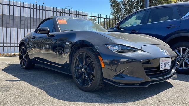 2020 Mazda MX-5 Miata