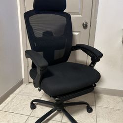 Office Chair ~ NEED GONE ASAP