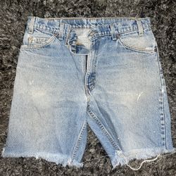 Vintage Levi’s shorts