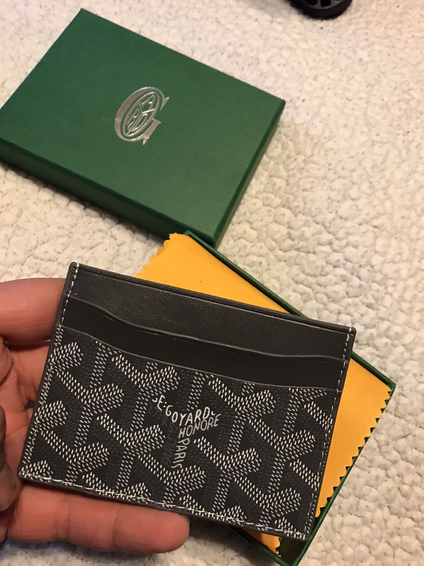 Men’s fashion designer wallet / Card holder grey