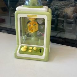 Mini Claw Machine