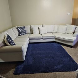 Haverty's  White Sectional