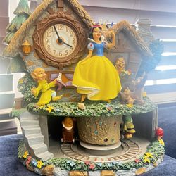Disney Snow White Collectible Clock Display – Animated & Musical