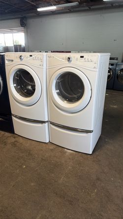 Beautiful Whirlpool washer dryer set all electric ⚡️ we deliver install and remove old ones warranty 90 days