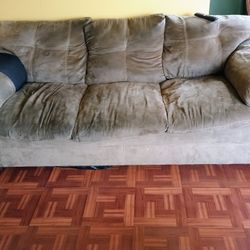 Fullside Couch Used