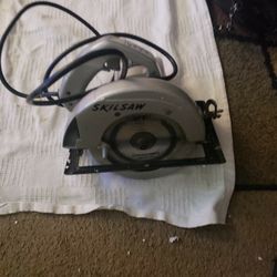 Vintage Skilsaw Model 537 Professional Quality Electric Saw