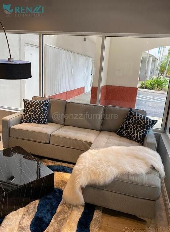 +#!#+ **++** Sectional Sofa / Financing Available