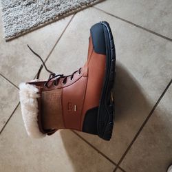 Snow /rain Boots Ugg Mens  Size 11 