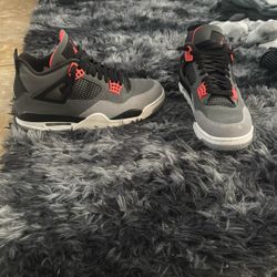 Size 11 2022 Jordan 4 Retro Infared.