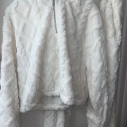 ✨✨✨Fluffy Women’s 2piece set💐💐💐