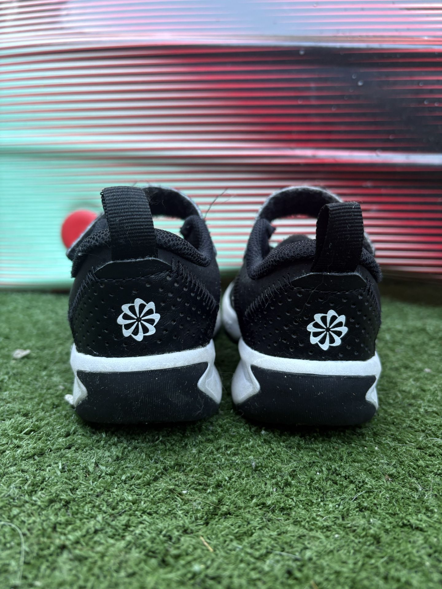 Kids - Nike Omni Multi-Court Shoes